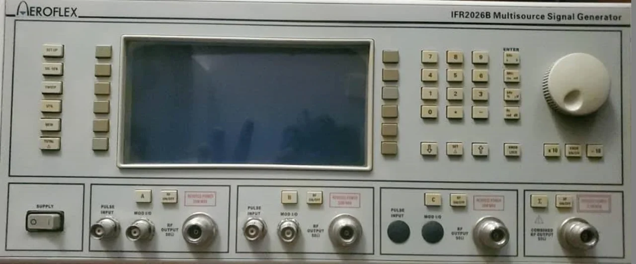 سیگنال ژنراتور دو کاناله 2.7 گیگ مدل IFR2026B